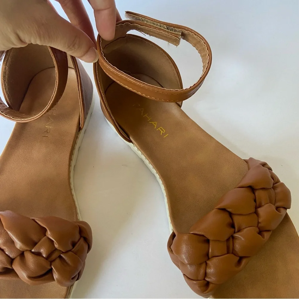 Tahari Braided Brown Sandal Kids Size 2